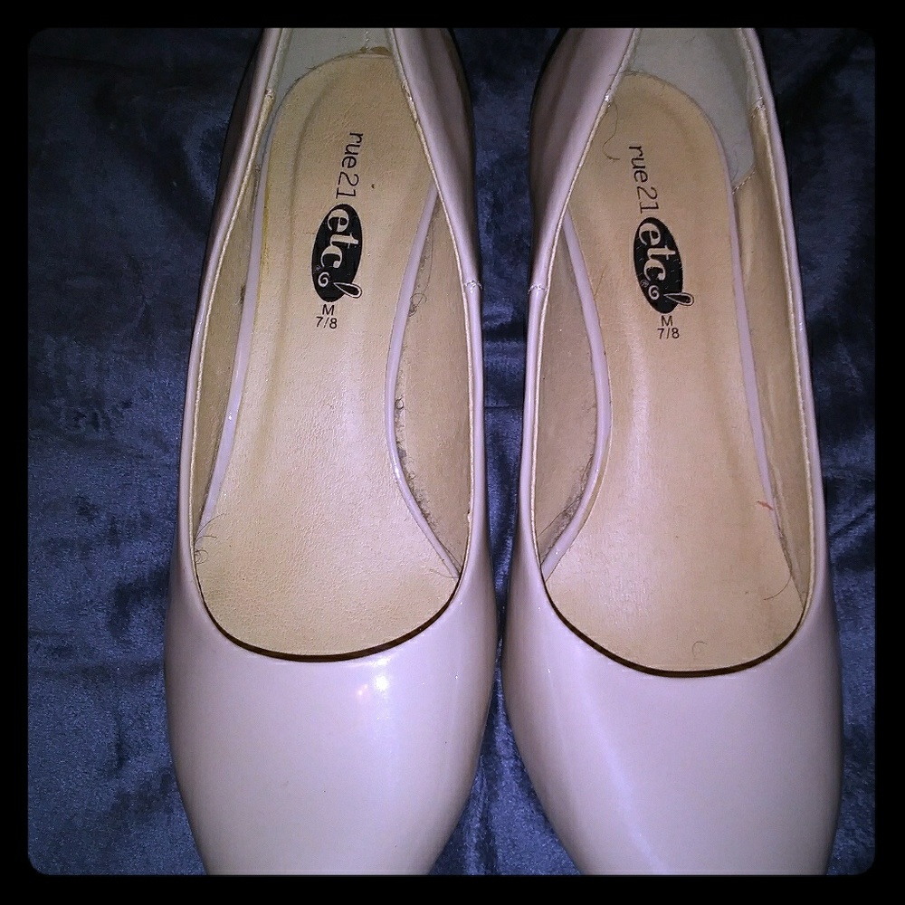 Tan heels